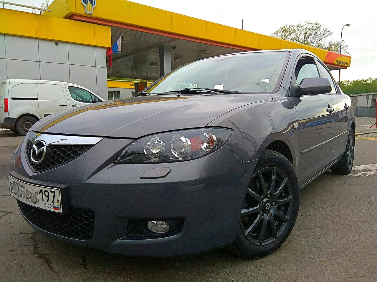 Мазда 3 бк замена. Mazda 3 BK серая. Mazda 3 BK седан. Mazda 3 BK Grey. Mazda 3 BK седан серый.