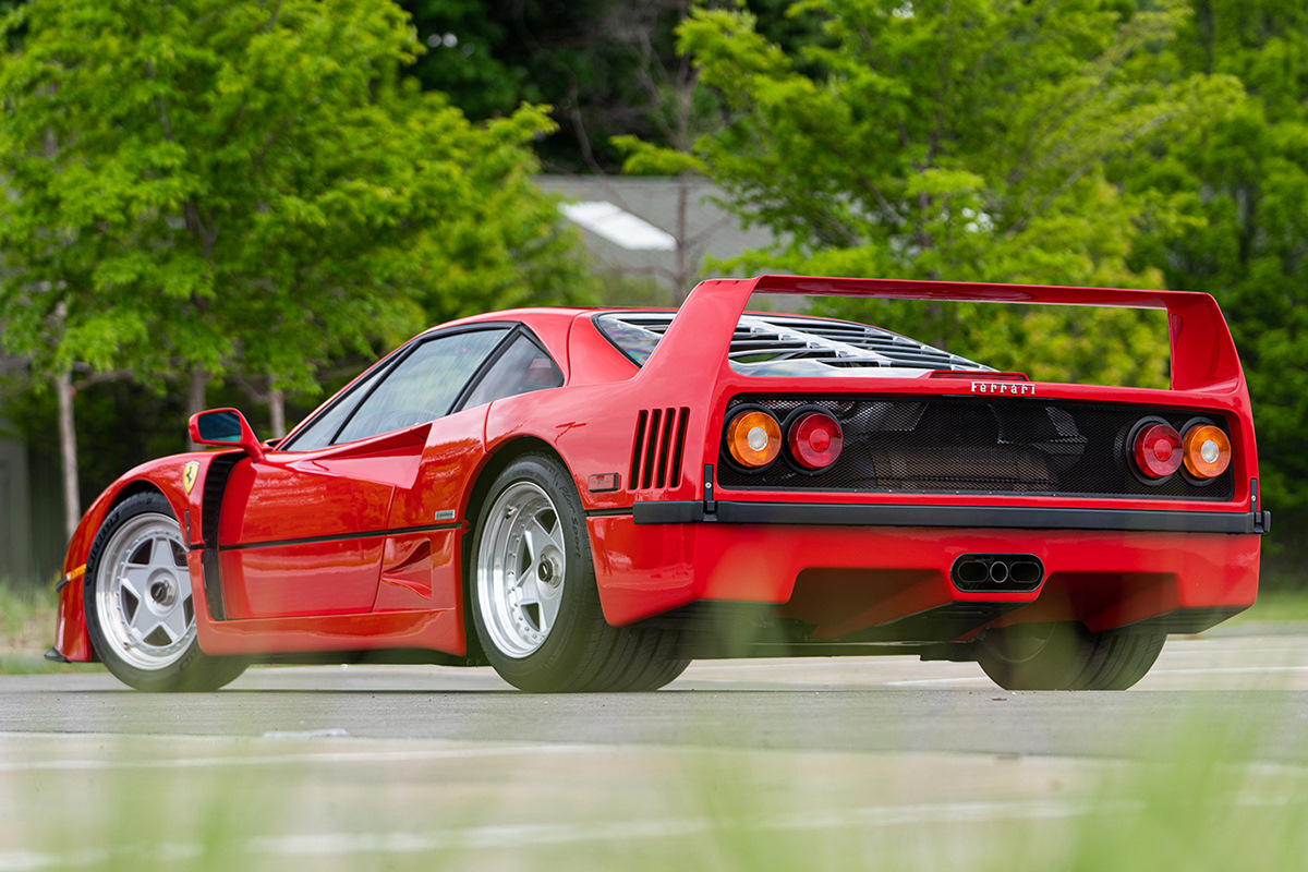 Ferrari Enzo 1990