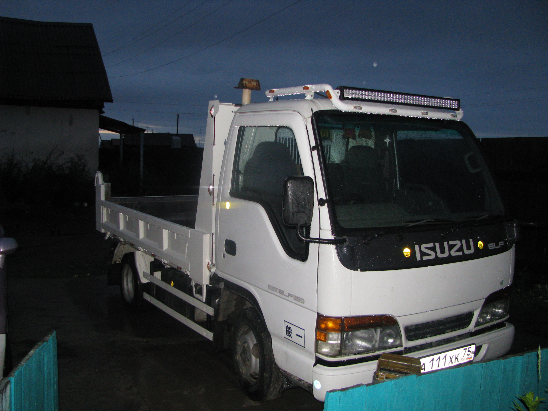 isuzu elf С‚СЋРЅРёРЅРі