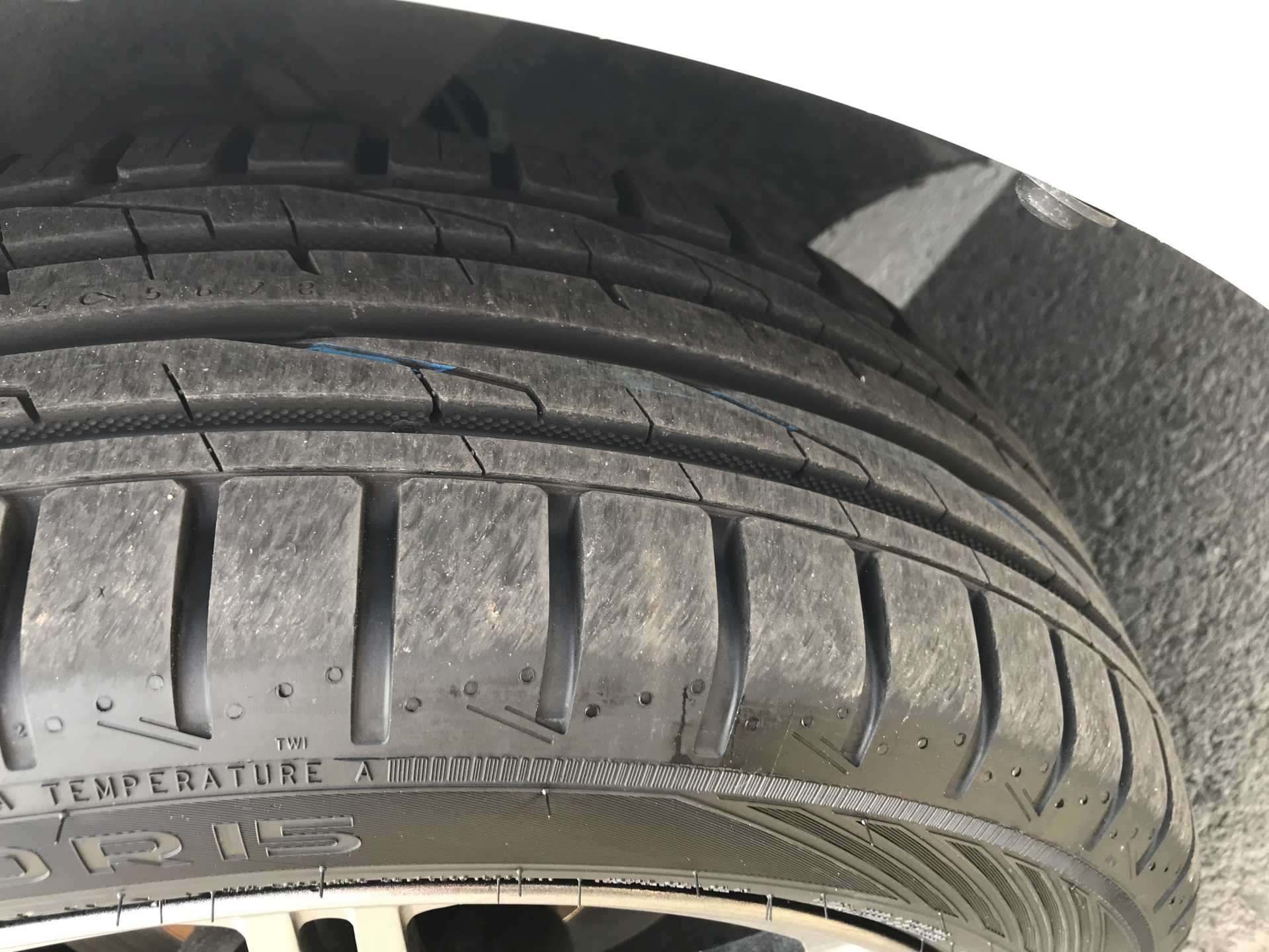 Hakka's. Nokian Hakka Blue 2 195/50 r15. Нокиан Хакка 195 50 15. Хакка Блю 195.50.15. R15 195 50 Nokian Blue 2.