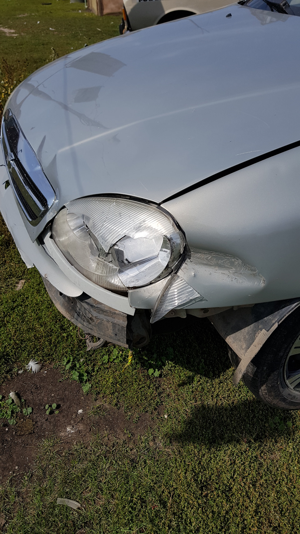 Отбойник переходил дорогу в неположенном месте( — Chevrolet Lanos, 1,5 л,  2008 года | ДТП | DRIVE2