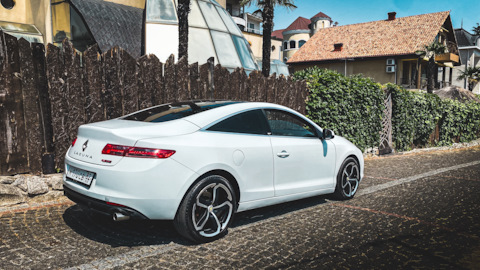数量は多い  Laguna Renault всём Обо Coupe DRIVE2 на Бортжурналы и отзывы — メイク道具・化粧小物