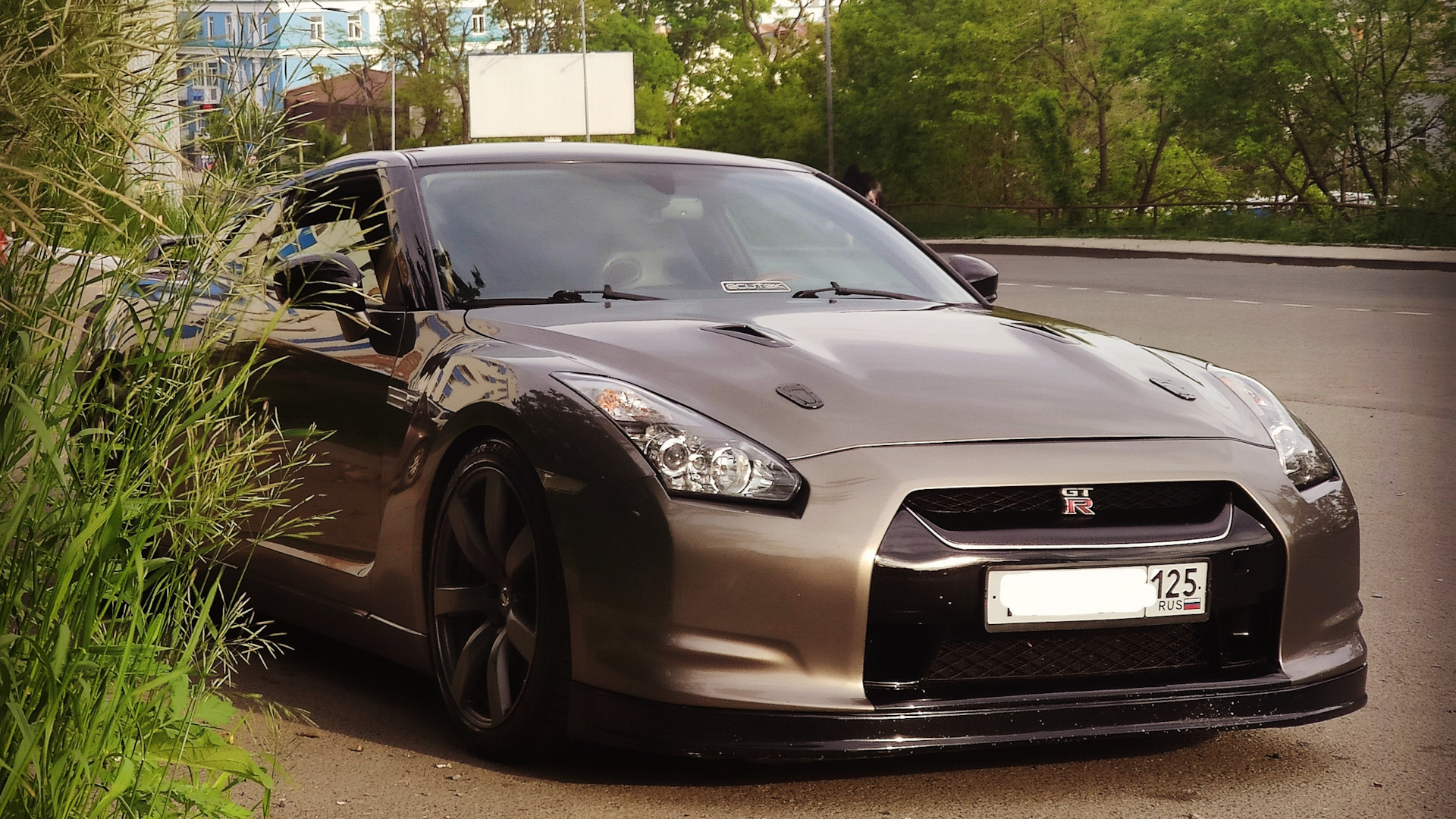 Nissan gt r r35 2010