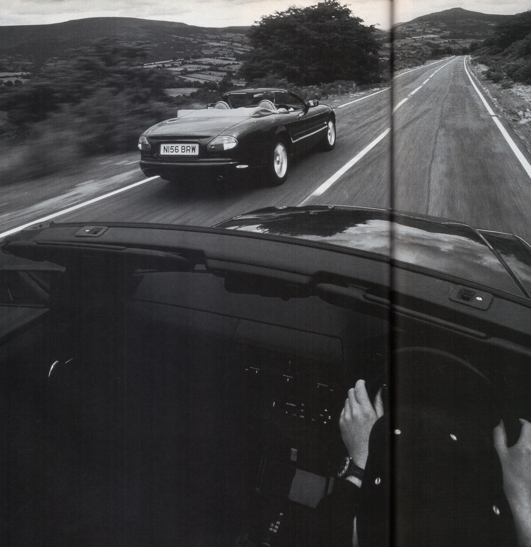 «Jag of all trades» — Jaguar XK8 Convertible vs Mercedes-Benz SL320  (перевод CAR Magazine, ноябрь 1996) — «История автомобилестроения» на DRIVE2