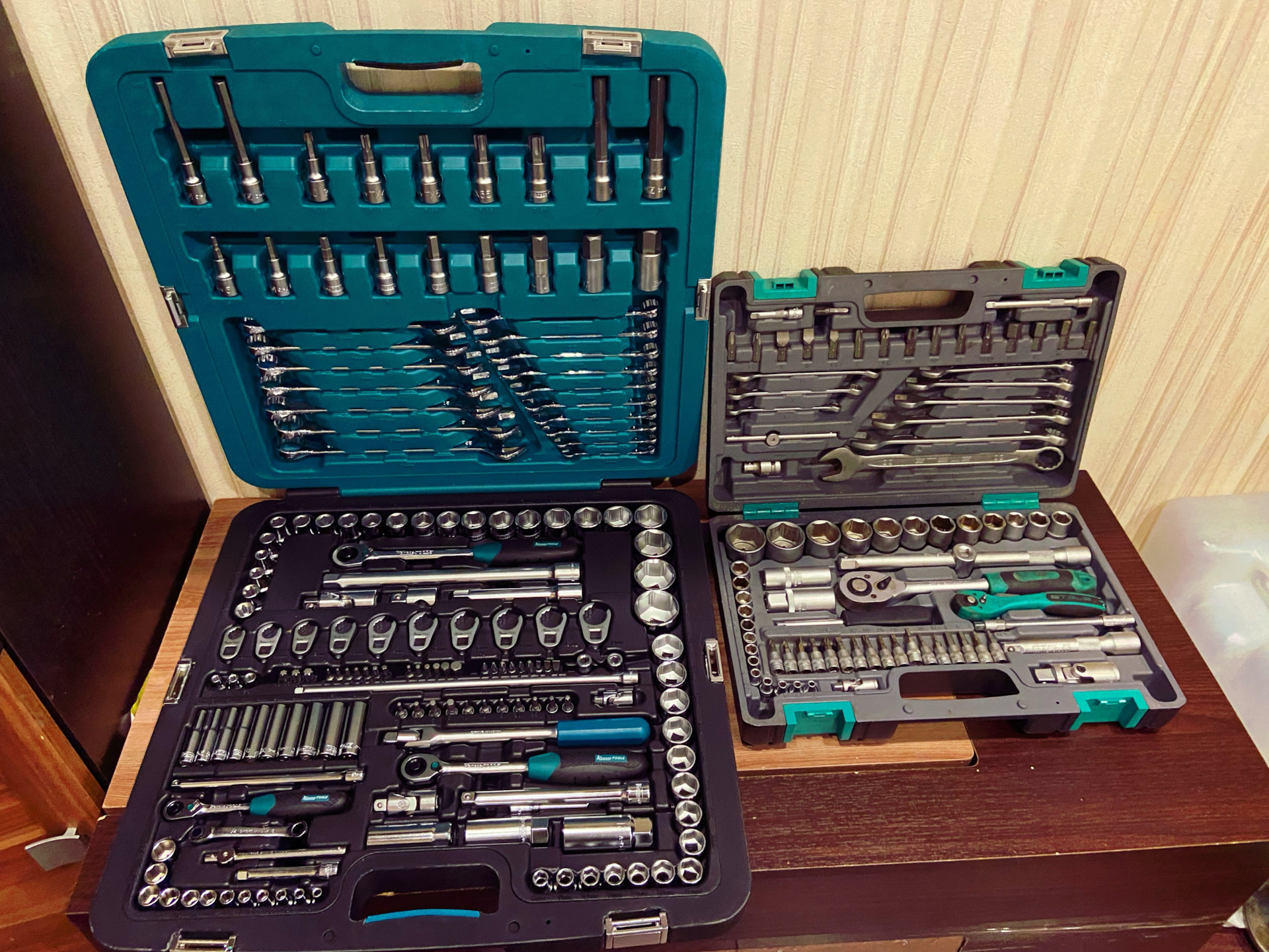 Подарю инструмент. Набор инструментов sata 09915. Набор торкс омбра. Набор инструментов в подарок мужчине. Набор инструментов force 142.