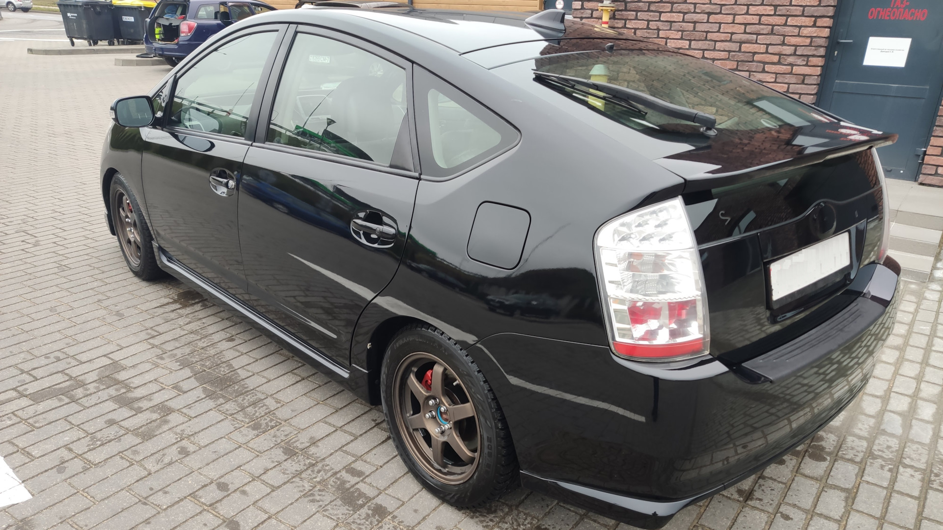 Toyota Prius (20) 1.5 гибридный 2008 | Луноприус タチコマ на DRIVE2