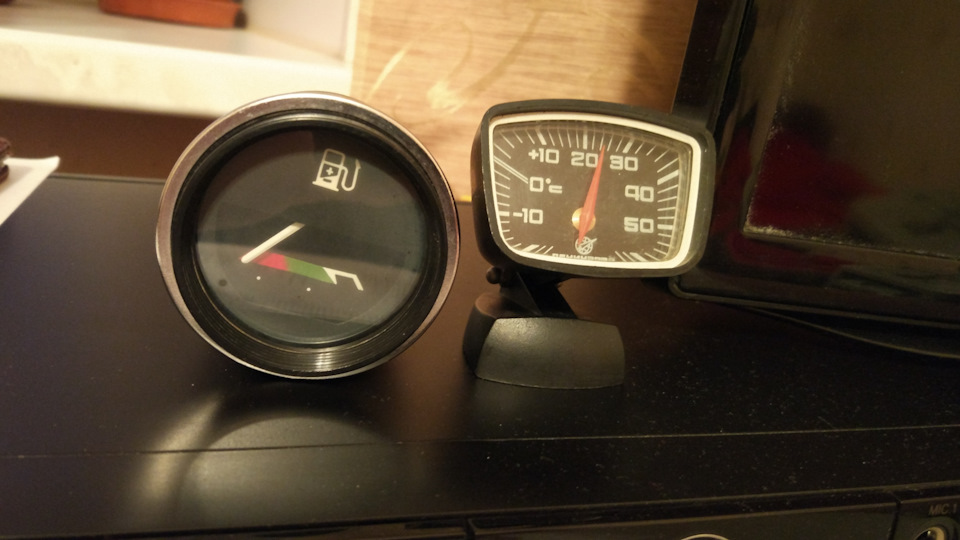 По мелочи. Ништяки. Эконометр и термометр — Lada 2106, 1,7 л, 2004 года ...