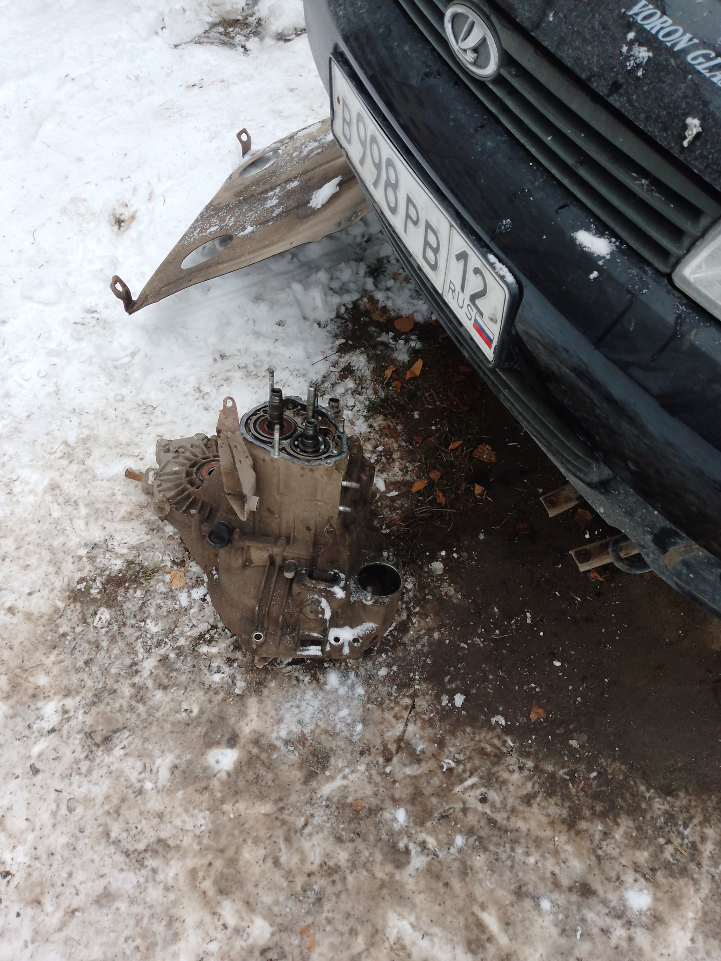Замена подшипника первичного вала — Lada Калина Универсал (1G), 1,6 л ...