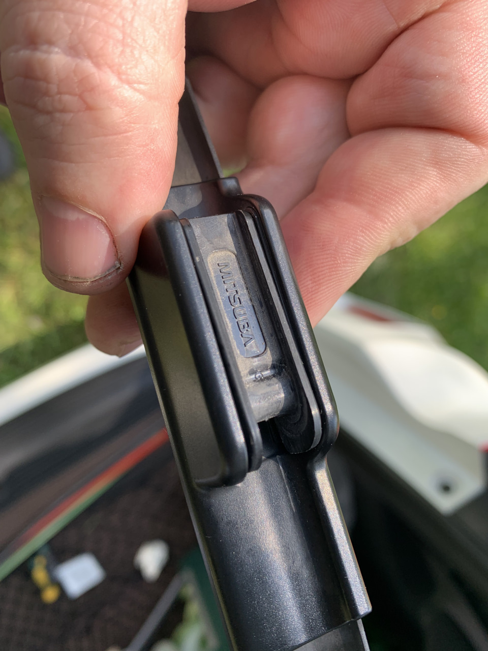 Замена резинок на оригинальных дворниках Mitsuba — Honda Freed (2G), 1 ...