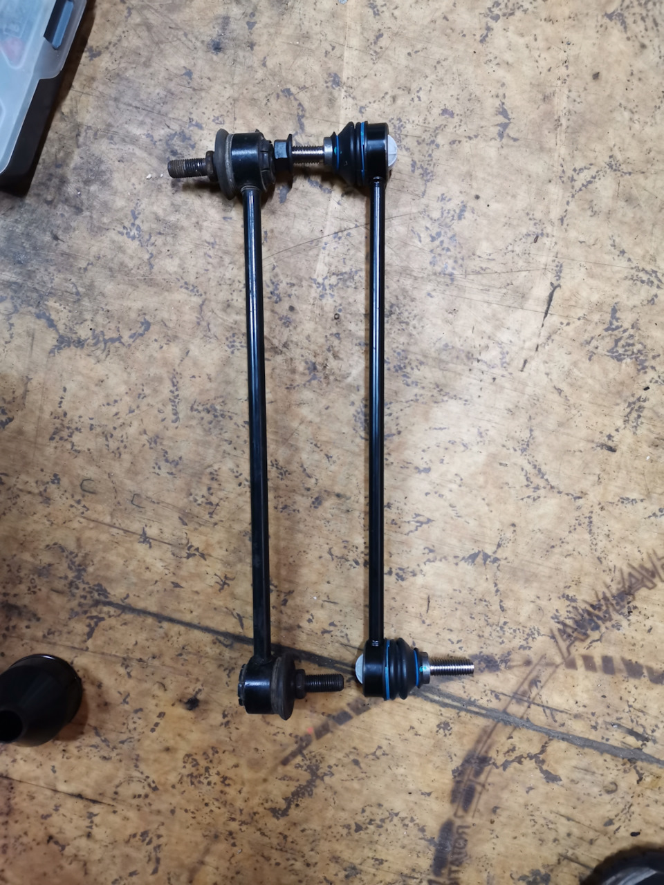 Стойки стаба от дастера — Volvo XC70 III, 2,4 л, 2008 года | своими ...