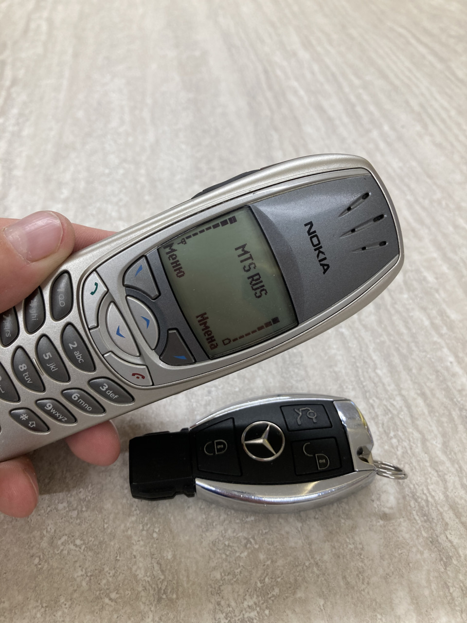 Nokia, из недалёкого прошлого))) — Mercedes-Benz CLK (W209), 2,6 л, 2005  года | аксессуары | DRIVE2