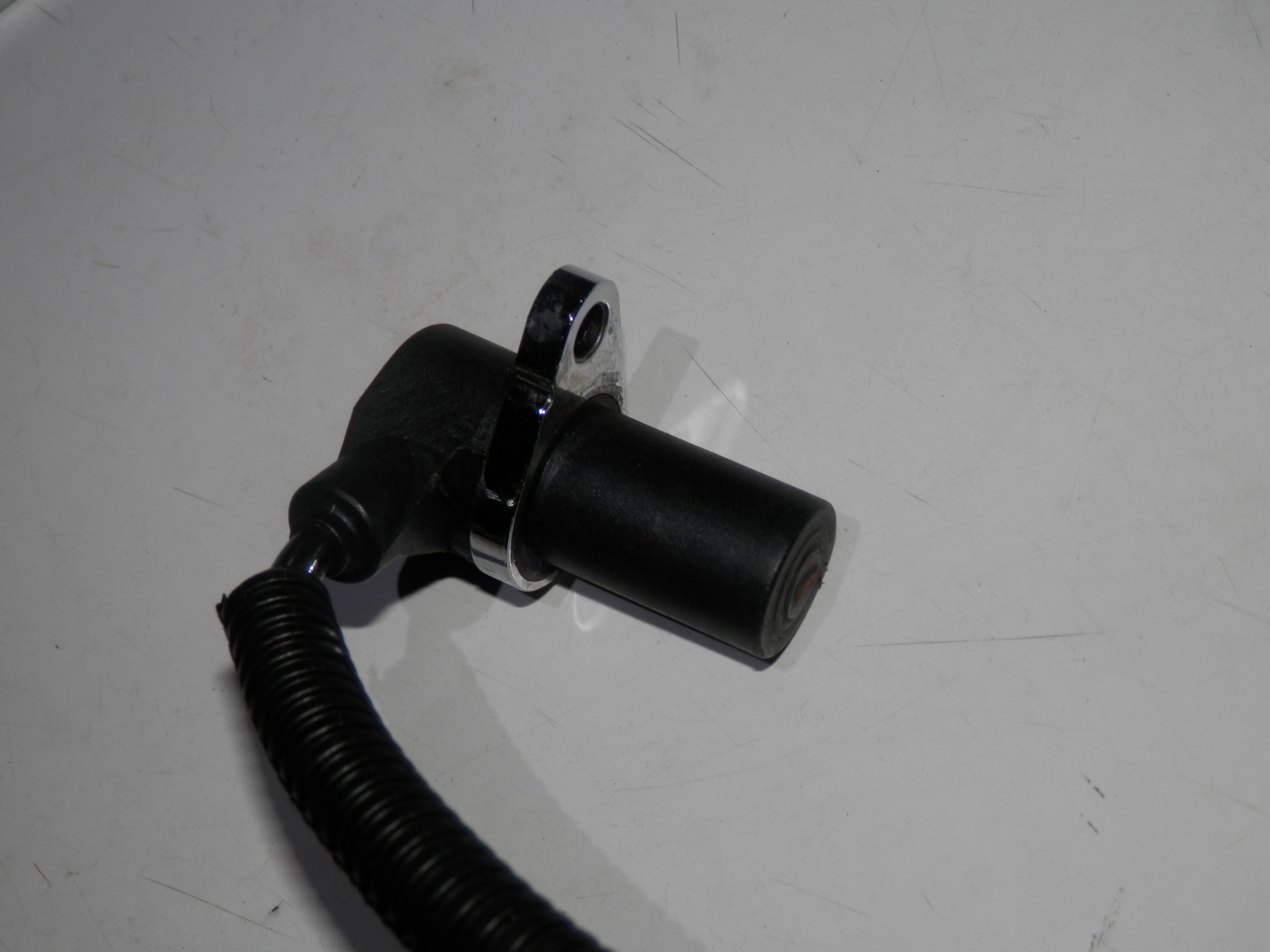 Датчик абс тагаз. Тагаз tager, 2010 датчики абс. Датчик абс передний левый акцент тагаз артикул. Датчик abs задний левый тагаз тагер 3. Ssangyong kyron 2011 передний датчик abs артикул.