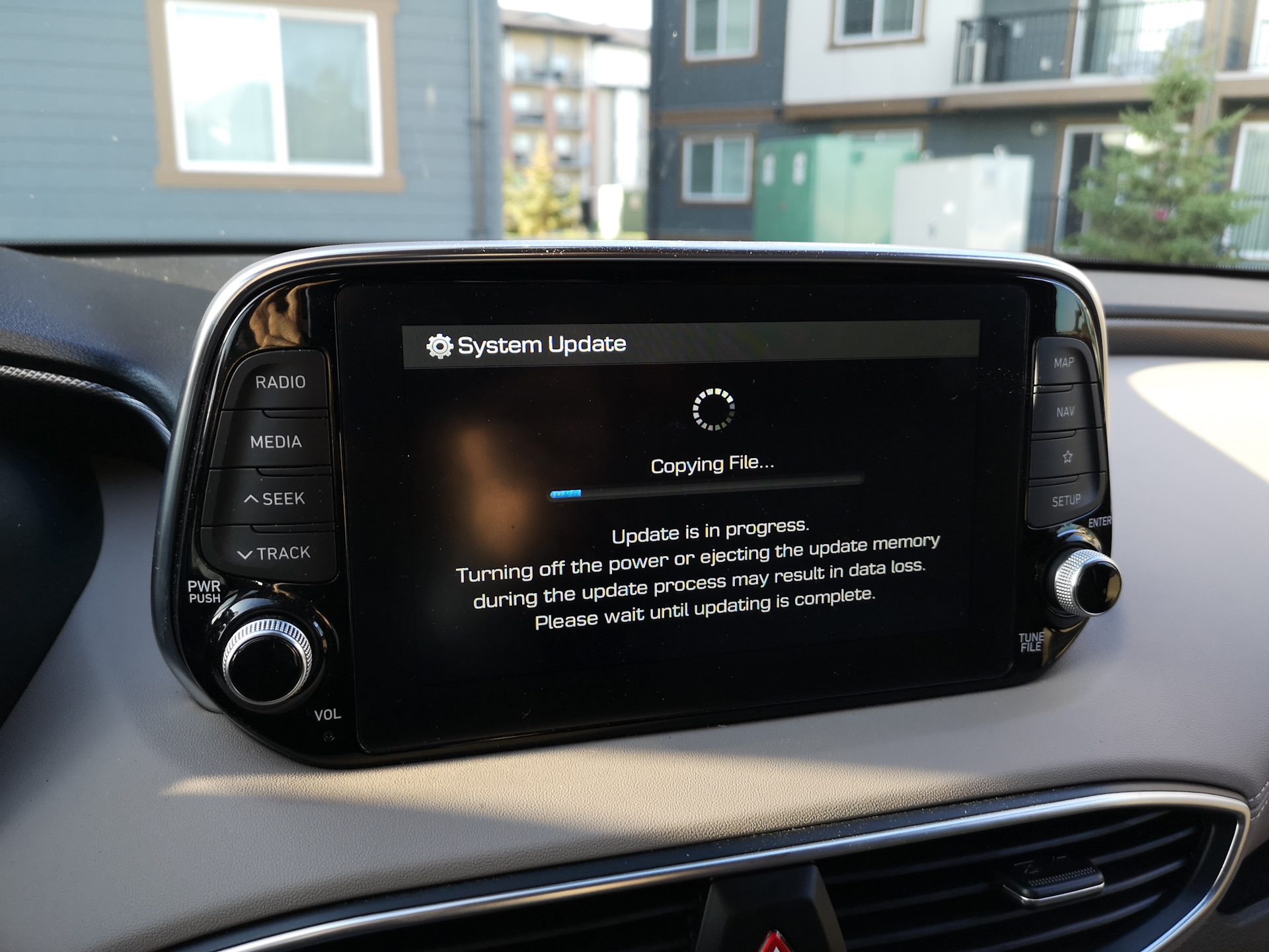 Hyundai tucson 2021 слот sd карты. Навигация genesis. Tomtom навигация hyundai. Обновить карту хендай. Хендай карта 2021.