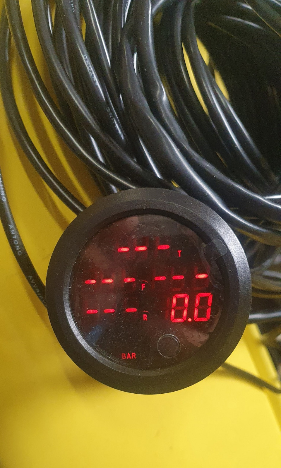 будильник пневмы. Все 4 подушки и ресивер. — Lada 2101