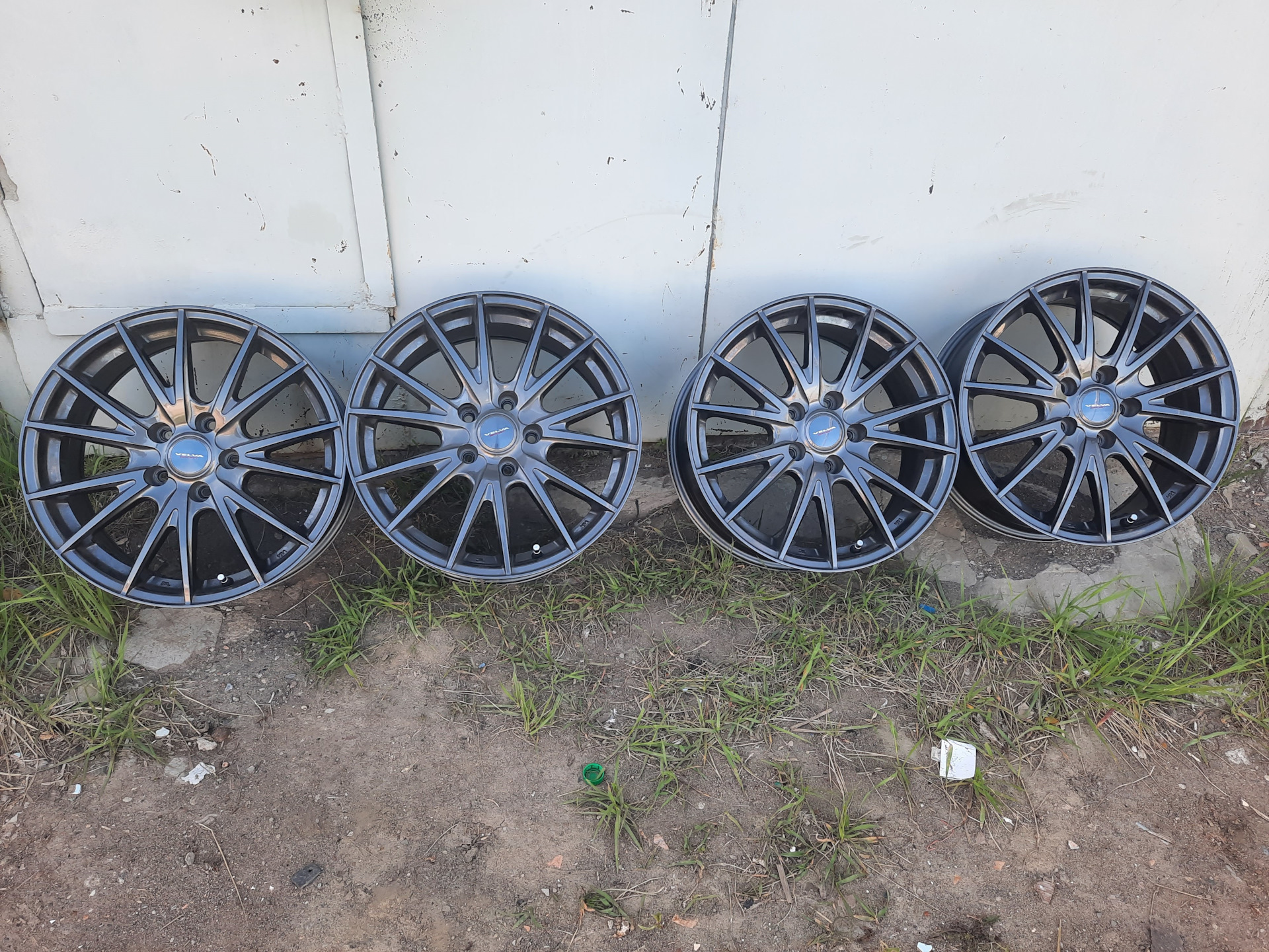 Weds velva sport r18. Weds velva sport r18. Weds velva sport. Weds velva r18. Диски weds velva.