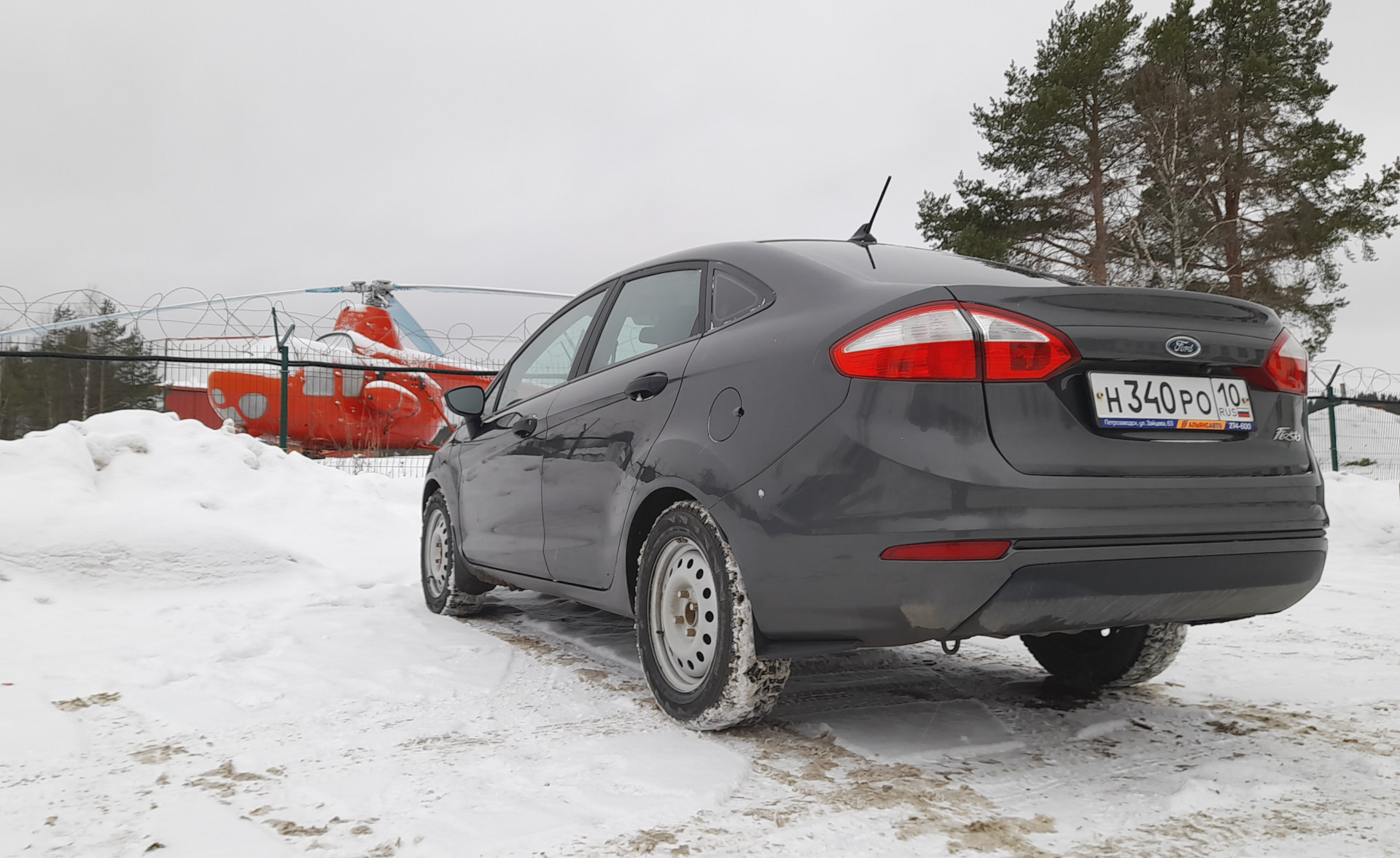 Помогите назвать Фиесту (голосовалка)! — Ford Fiesta Sedan, 1,6 л, 2017  года | прикол | DRIVE2