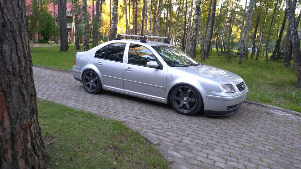 Прострелы в глушитель — Volkswagen Bora, 1,8 л, 2004 года | поломка ...