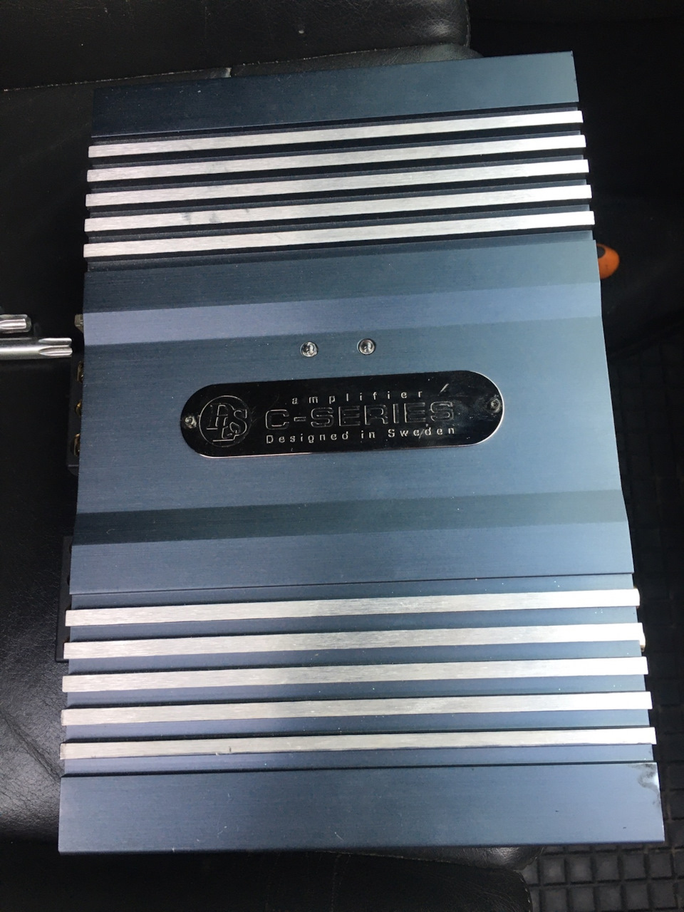 Поставил усилитель на фронт DLS CA20 — Peugeot 307, 2 л, 2003 года ...