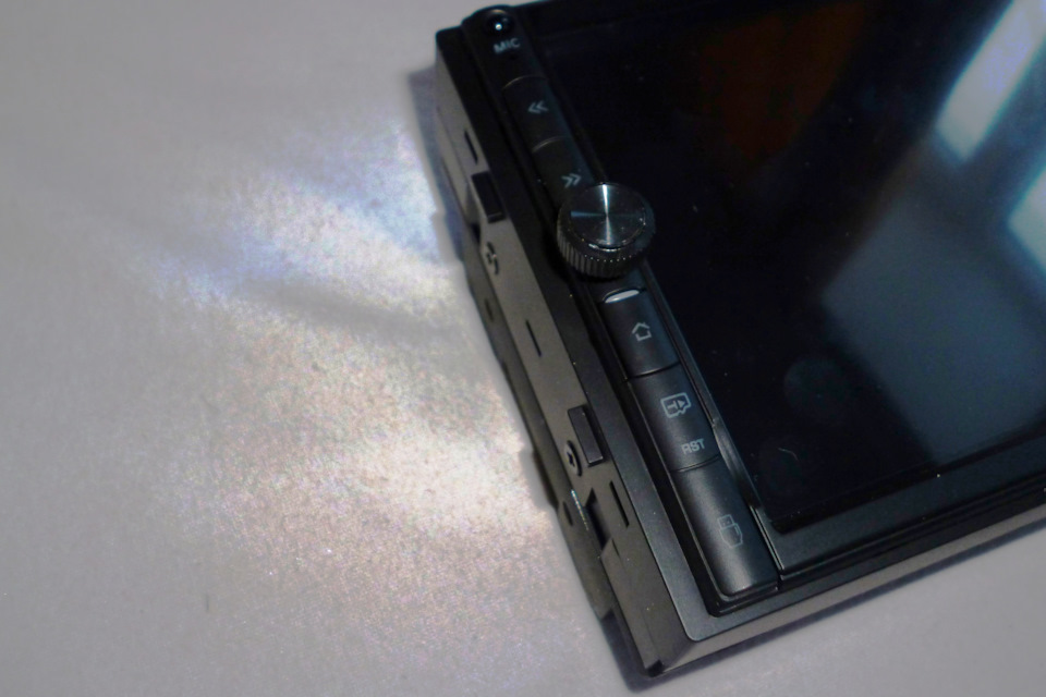 Механические органы управления. Тактильно приятные — Audi A8 (D2)