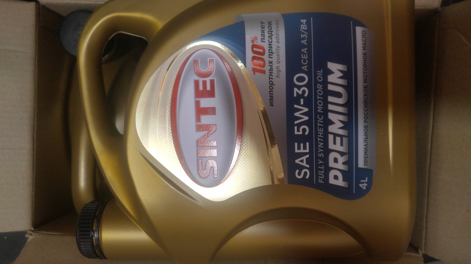 Моторное масло sintec premium sae. Масло Синтек премиум 5 30. Sintec Premium 5w-30. Синтек 5w30 Premium. Sintec Premium 5w-30 a3/b4.
