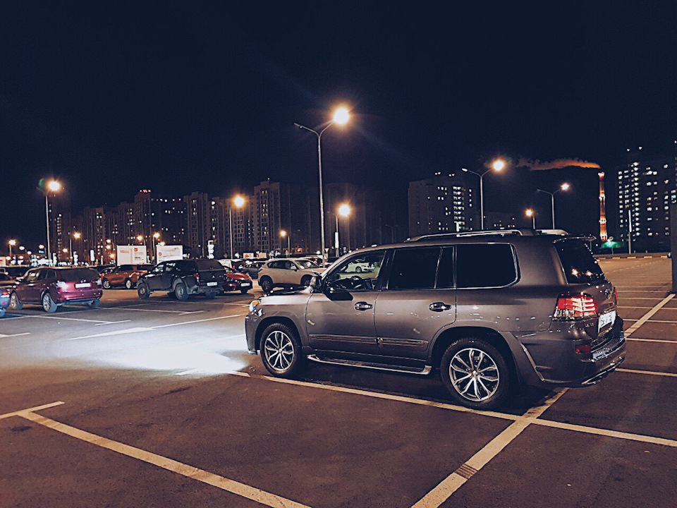 Фото в бортжурнале Lexus LX (URJ200/URJ201)