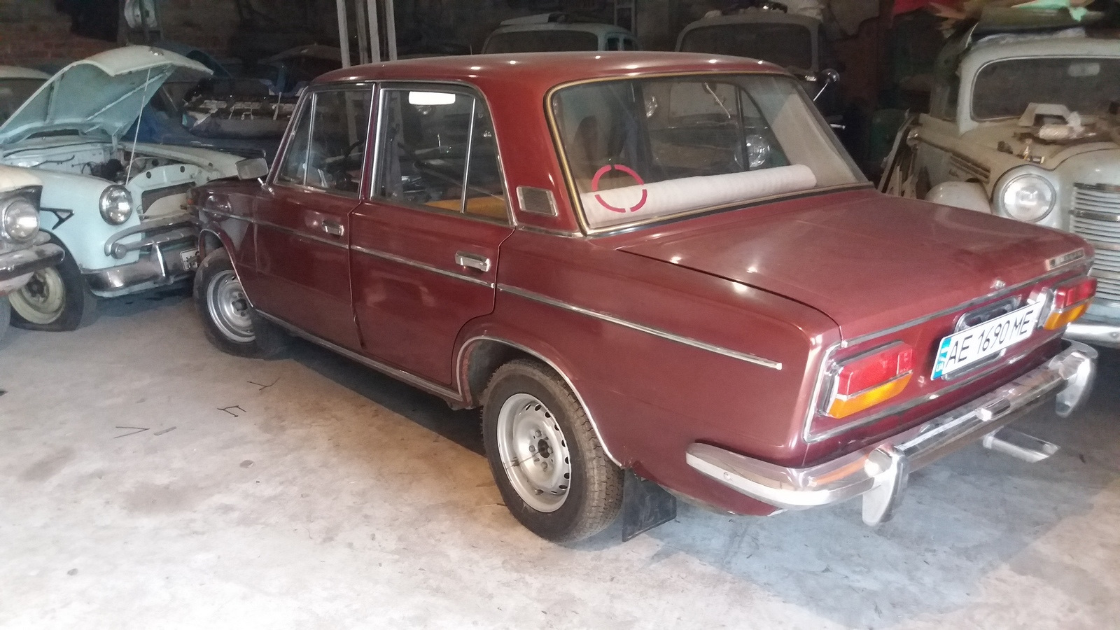 Kia sedan Brisa 1974 года