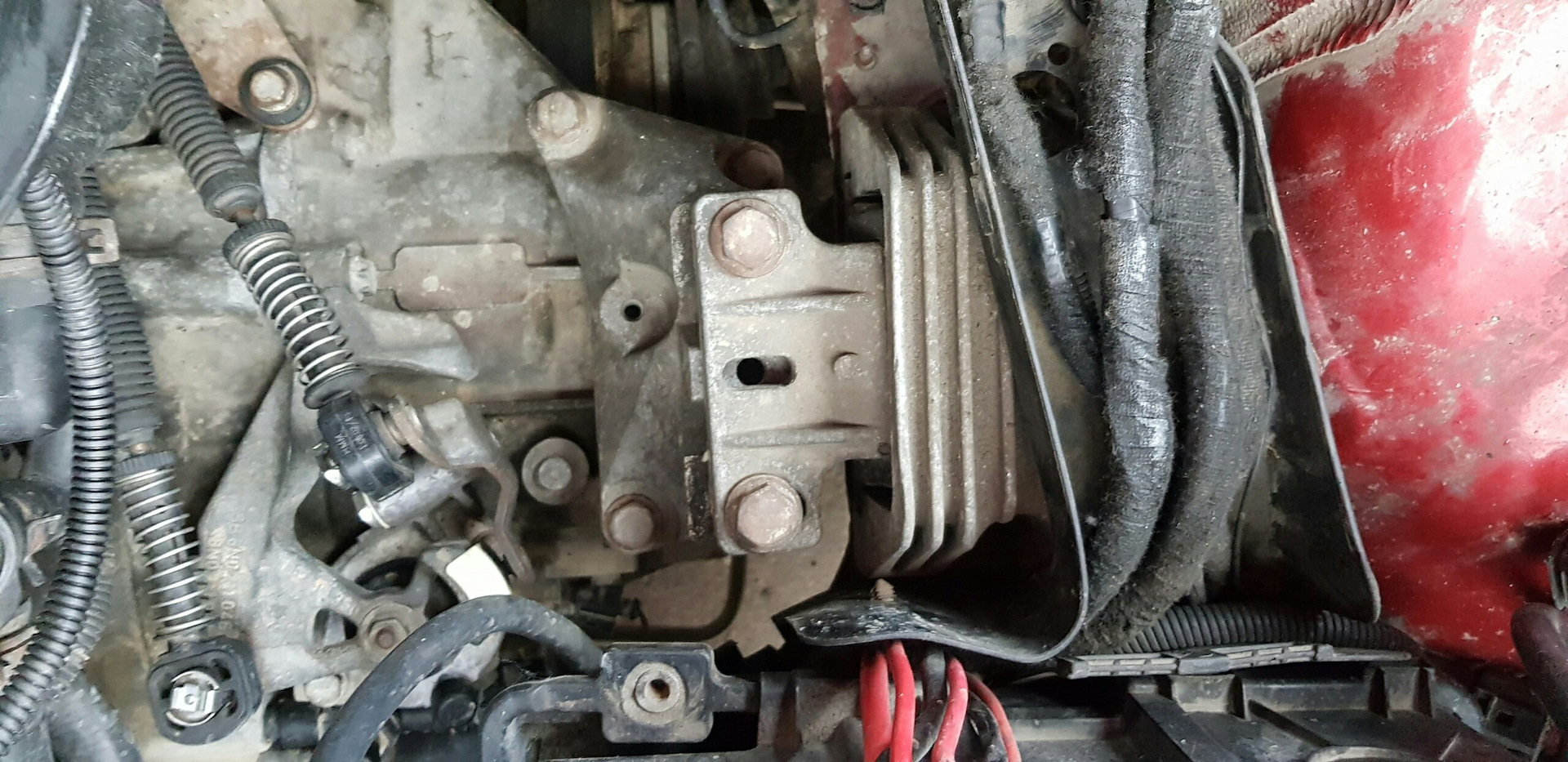 Гидроподушка 02M, N75 tfsi, магистраль AGU, шум муфты — Skoda Octavia ...