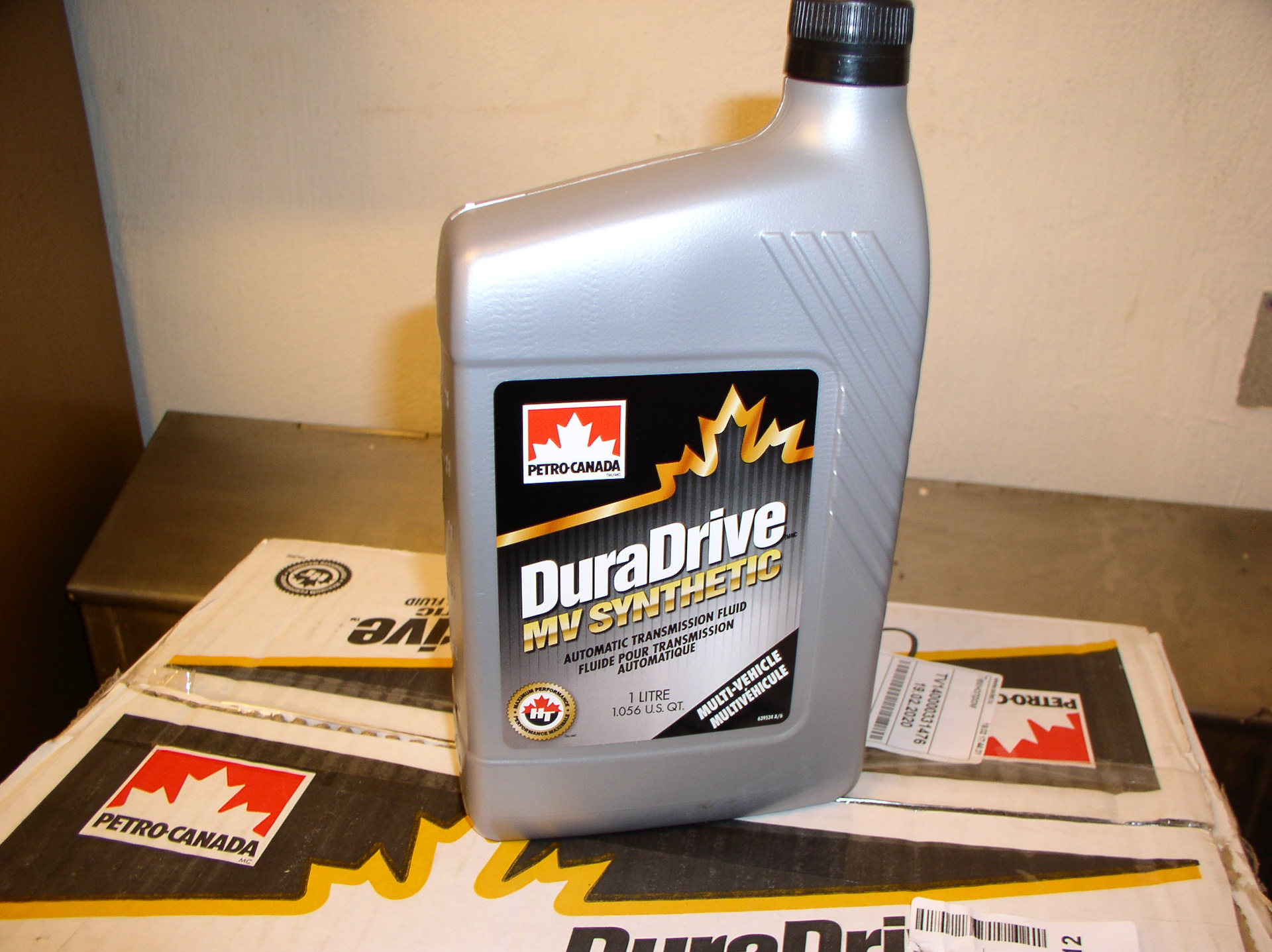Petro canada on the moon. Трансмиссионное масло petro-canada duradrive mv synthetic. Petro-canada - трансмиссионное масло duradrive mv synthetic 1л. Трансмиссионное масло petro-canada duradrive mv synthetic. Petro canada duradrive mv synthetic atf.