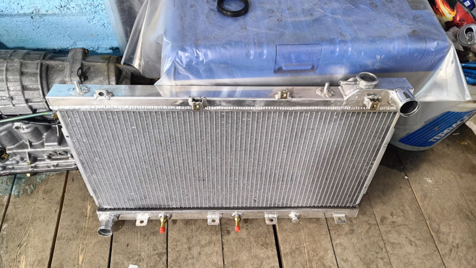 Цельно аллюминиевый радиатор(установка) — Subaru Forester (SF), 2 л ...