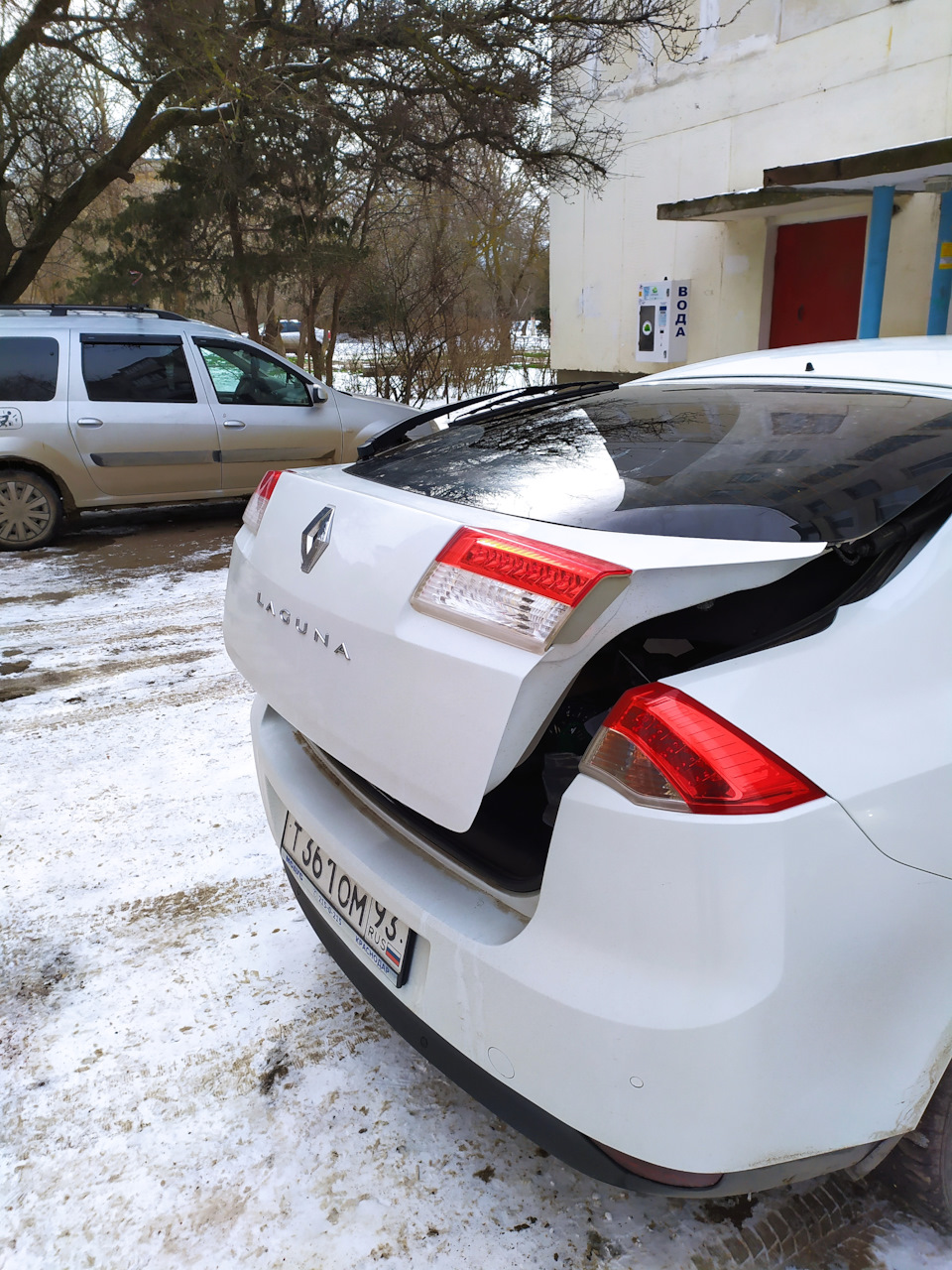 Электроприводы крышки багажника Рено Лагуна 3 лифтбэк. — Renault Laguna  III, 2 л, 2008 года | тюнинг | DRIVE2