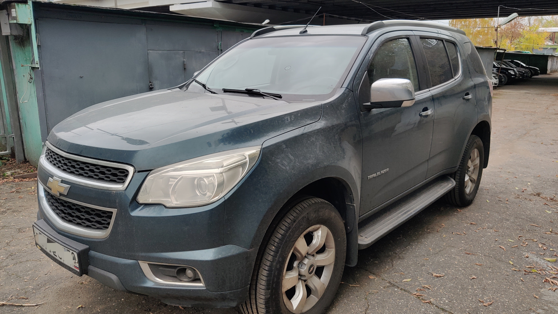 Chevrolet trailblazer 2013. Шевроле Трейлблейзер 2013 2.8 дизель. Шевроле Трейлблейзер 2014 2.8 дизель. Шевроле Трейлблейзер голубой.