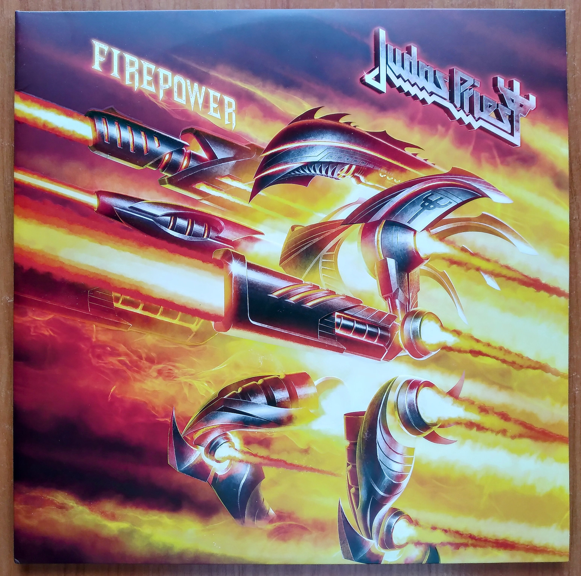 Группа judas priest альбомы. Judas Priest "Firepower (LP)". Джудас прист винил. Judas Priest Firepower 2018. Judas Priest винил.
