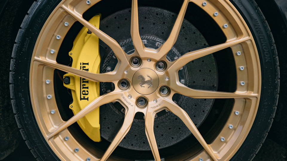 Фото в бортжурнале Ferrari FF