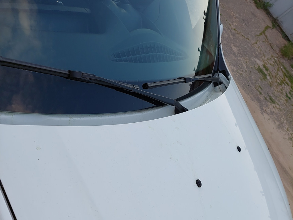 Поводки дворников с крючком для рестайл — Renault Duster (1G), 2 л ...