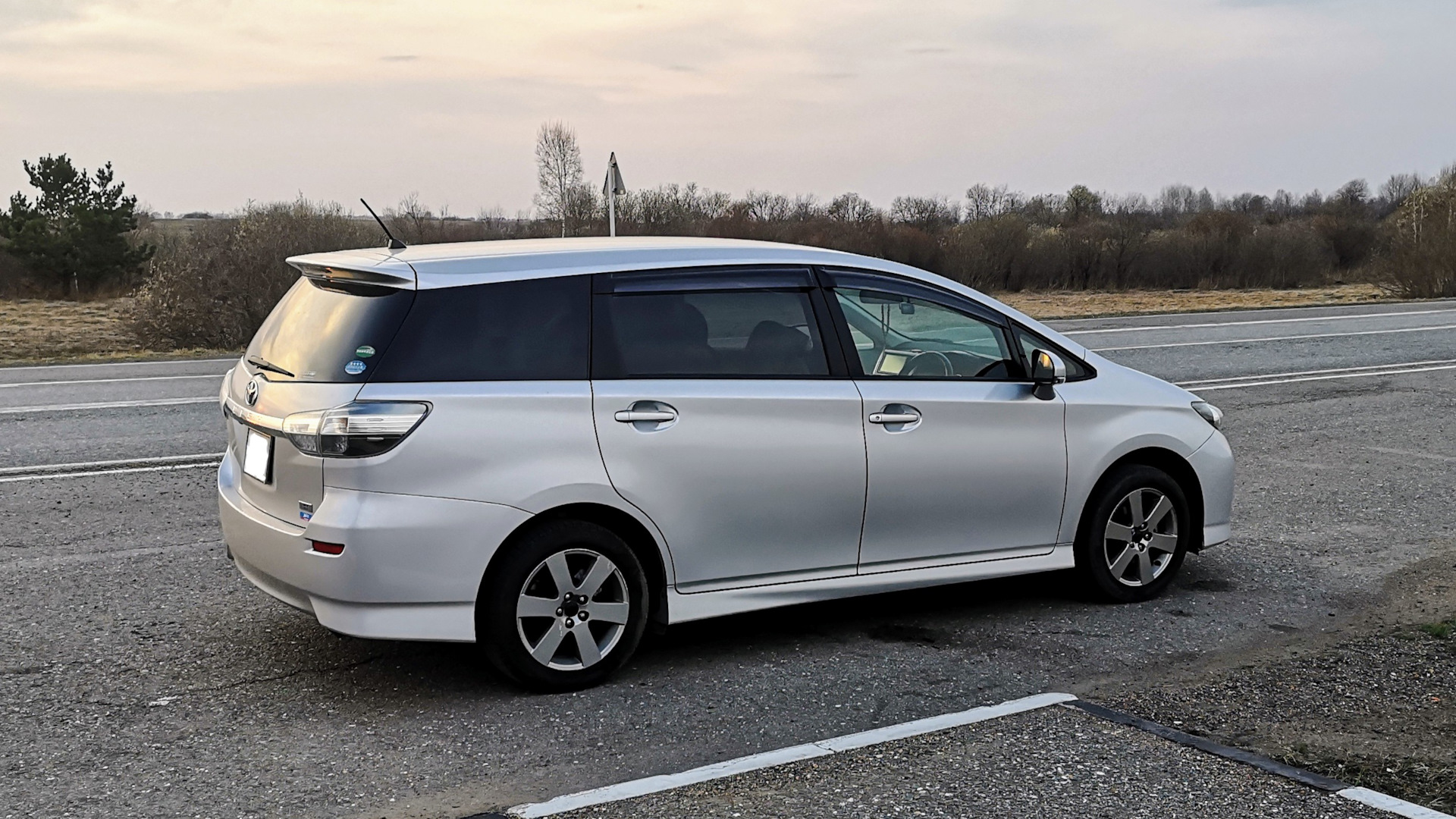 Виш 3. Toyota wish 2016. тойота wish 2016. тойота wish ae20. тойота виш 2025.
