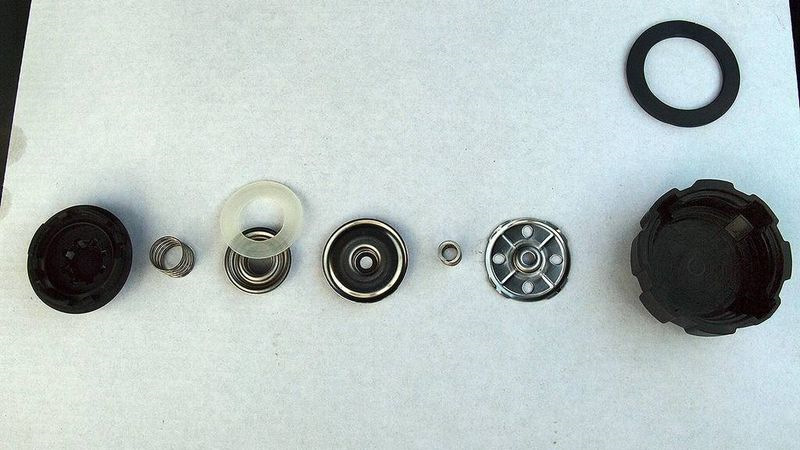 lfKXfYztZcyIDdCGtDkD0pQ8X2g 960 Как отремонтировать пробку расширительного бачка