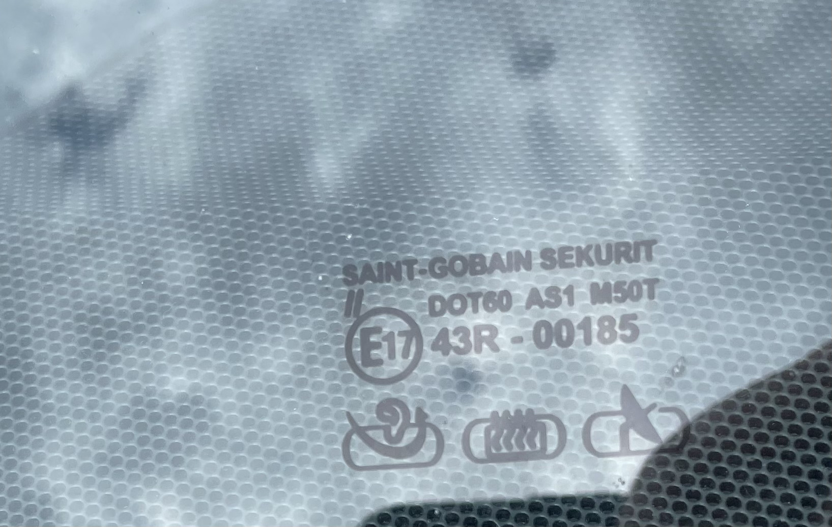 Лобовое стекло Saint Gobain Sekurit 43r-00348. Saint Gobain Sekurit лобовое стекло. Saint-Gobain Sekurit. Saint Global Security лобовое стекло.