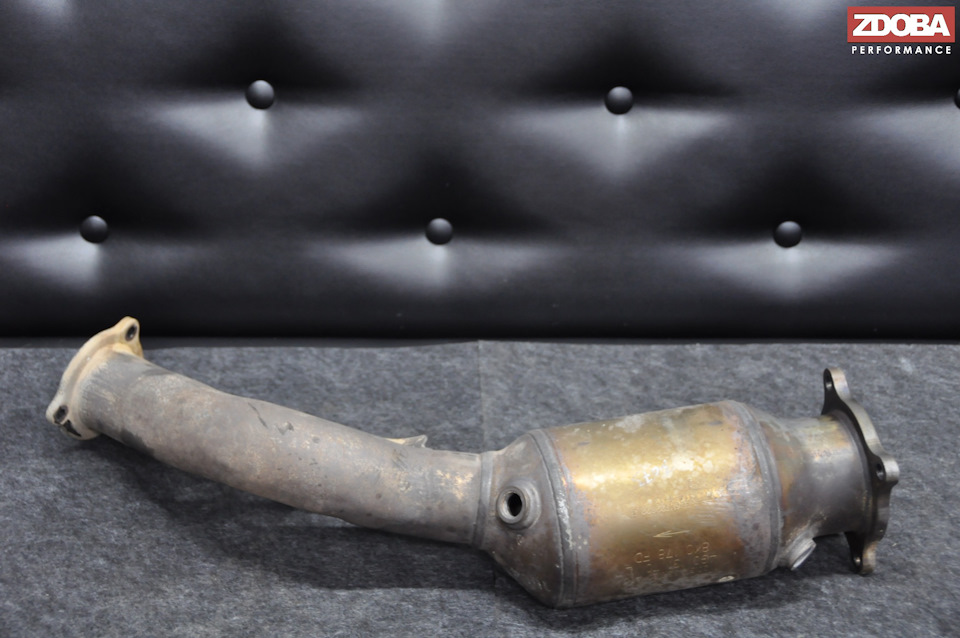 Audi A4 B8 2.0 TFSI 211 HP (CAEB, CDNC) Изготовление Downpipe, Чип ...