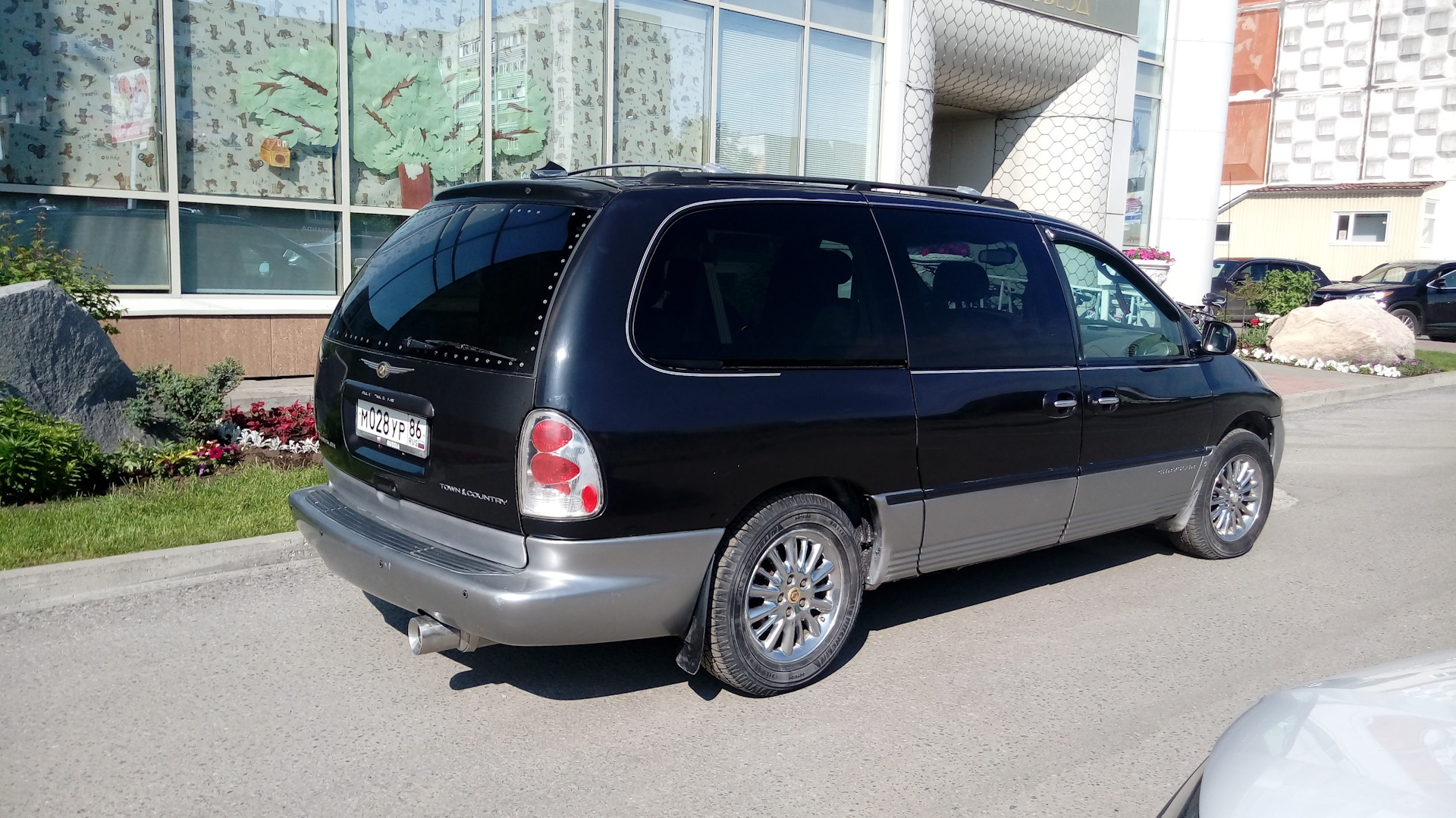 Черный караван. Додж Караван 2. Dodge Caravan 4. Dodge Caravan 2.4. Dodge Caravan и Chrysler Voyager.