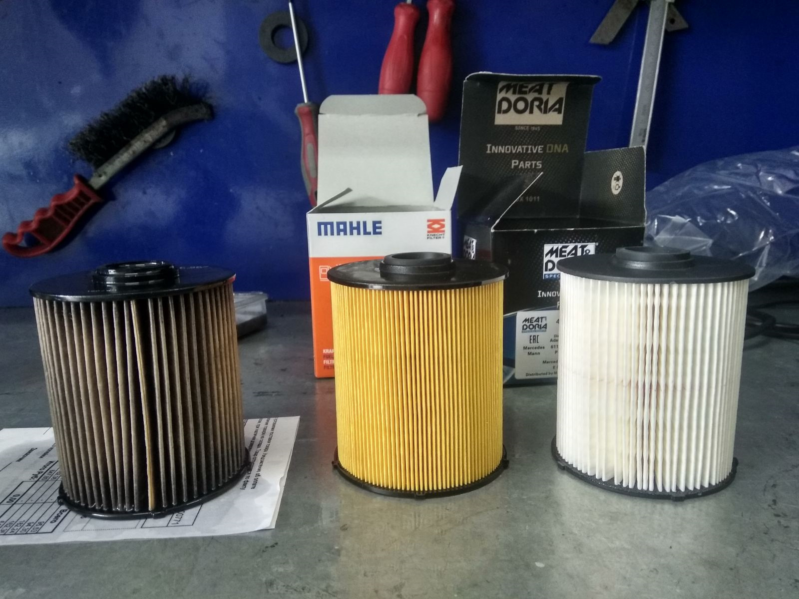 Фильтр мерседес 210. Фильтр топливный FILTRON pe962. W210 Maslenni Filter FILTRON. Pe962