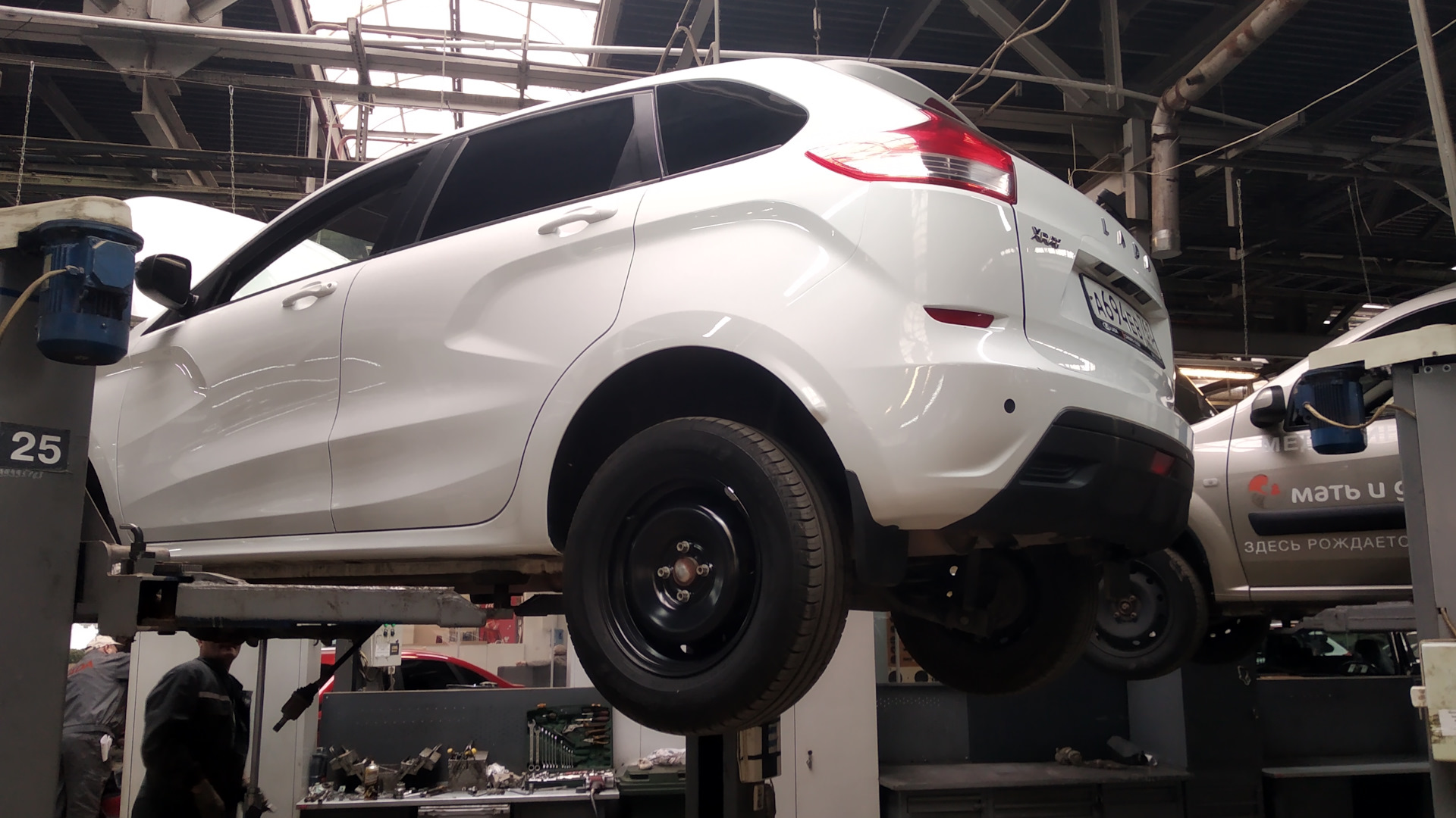 Lada XRAY 1.8 бензиновый 2017 | на DRIVE2