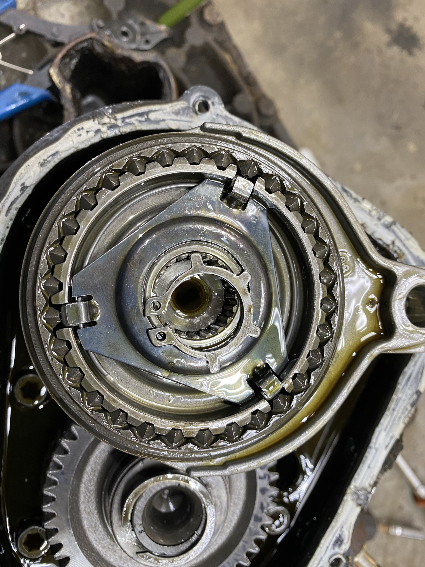 пятая передача ib5 без масла. шестерня 5 передачи октавия а7. 5 передача ларгус. замена пятой. пятая передача ваз приора.