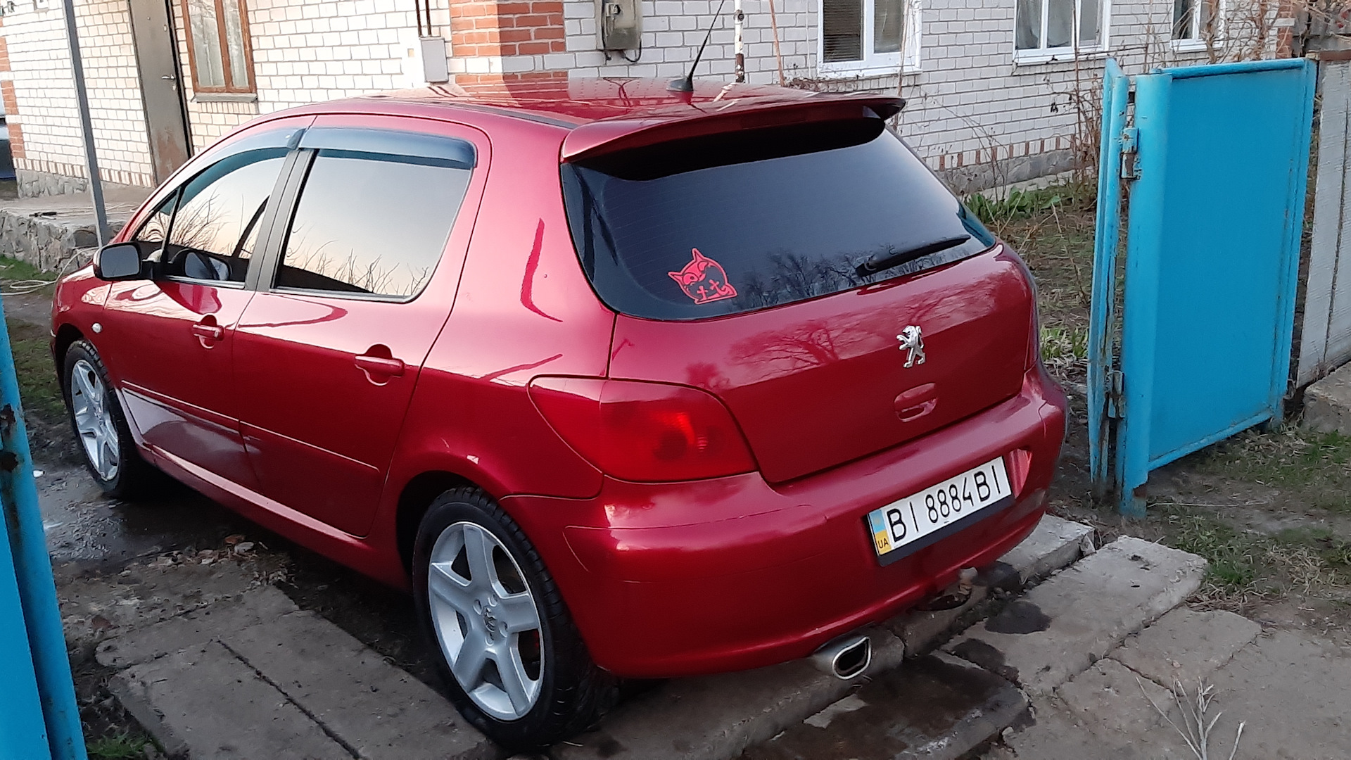 Peugeot 307 1.6 бензиновый 2004 | ♕dark٩( ̮̮̃•̃)۶red! на DRIVE2