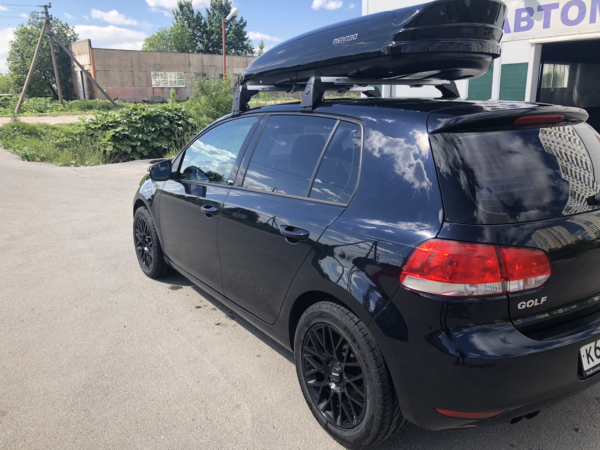 Установка багажника и автобокса — Volkswagen Golf Mk6, 1,4 л, 2011 года |  аксессуары | DRIVE2