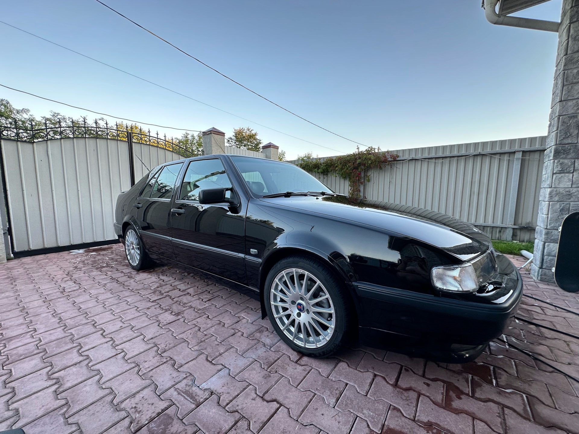 Кто ещё не уже? — Saab 9-5, 3 л, 1999 года | стайлинг | DRIVE2