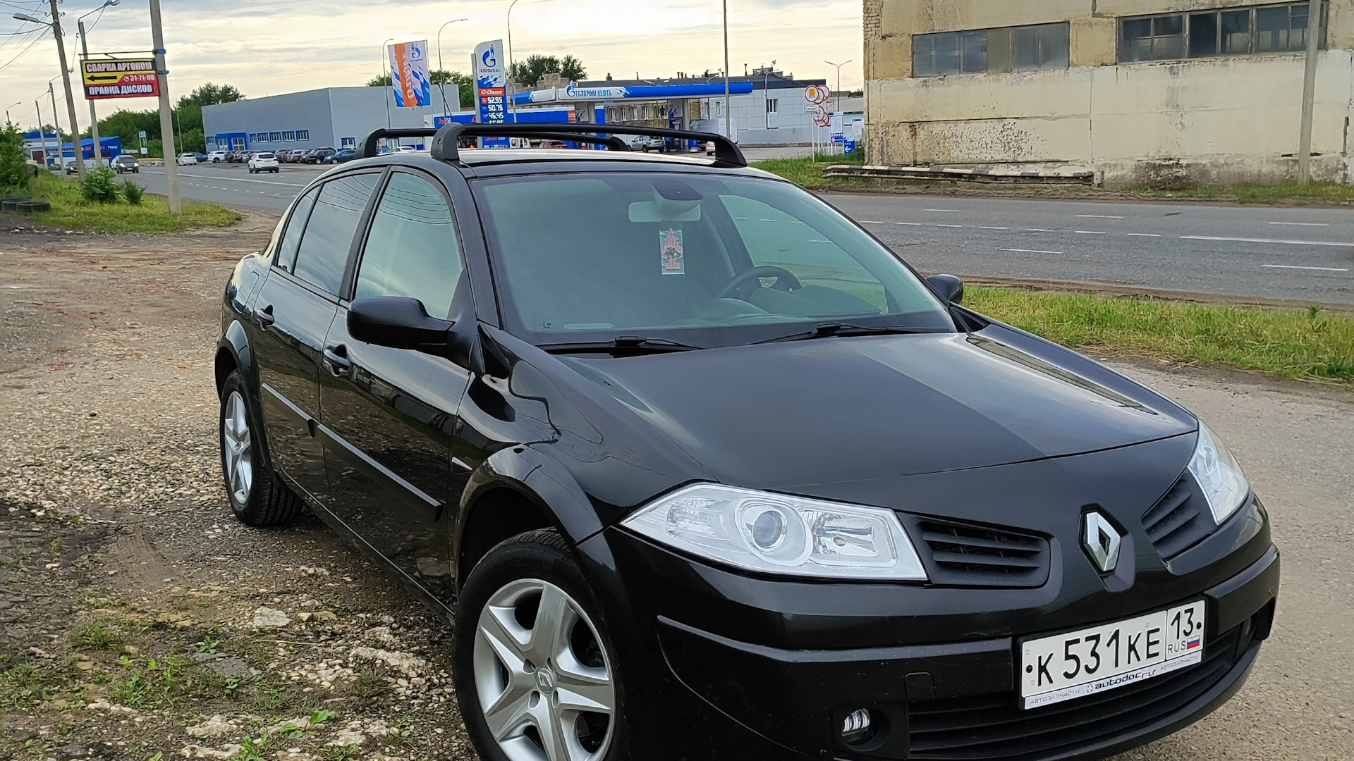 Renault Megane II 1.6 бензиновый 2007 | Чёрный 1,6 АКПП на DRIVE2