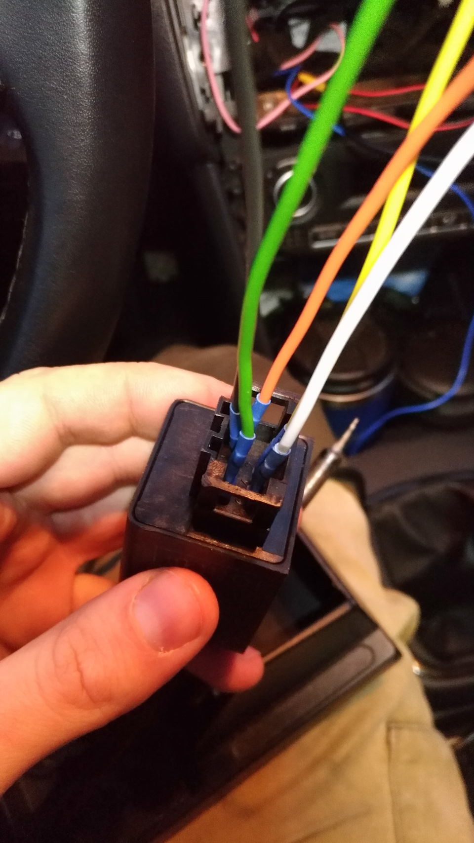 233777 Реле п/тум фонарей ВАЗ 2110-2115 задних, 12В АВТОЭЛЕКТРОНИКА ...