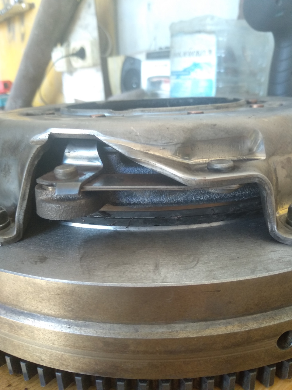 Выжимной подшипник Valeo — Hyundai Terracan, 2,5 л, 2001 года | поломка ...