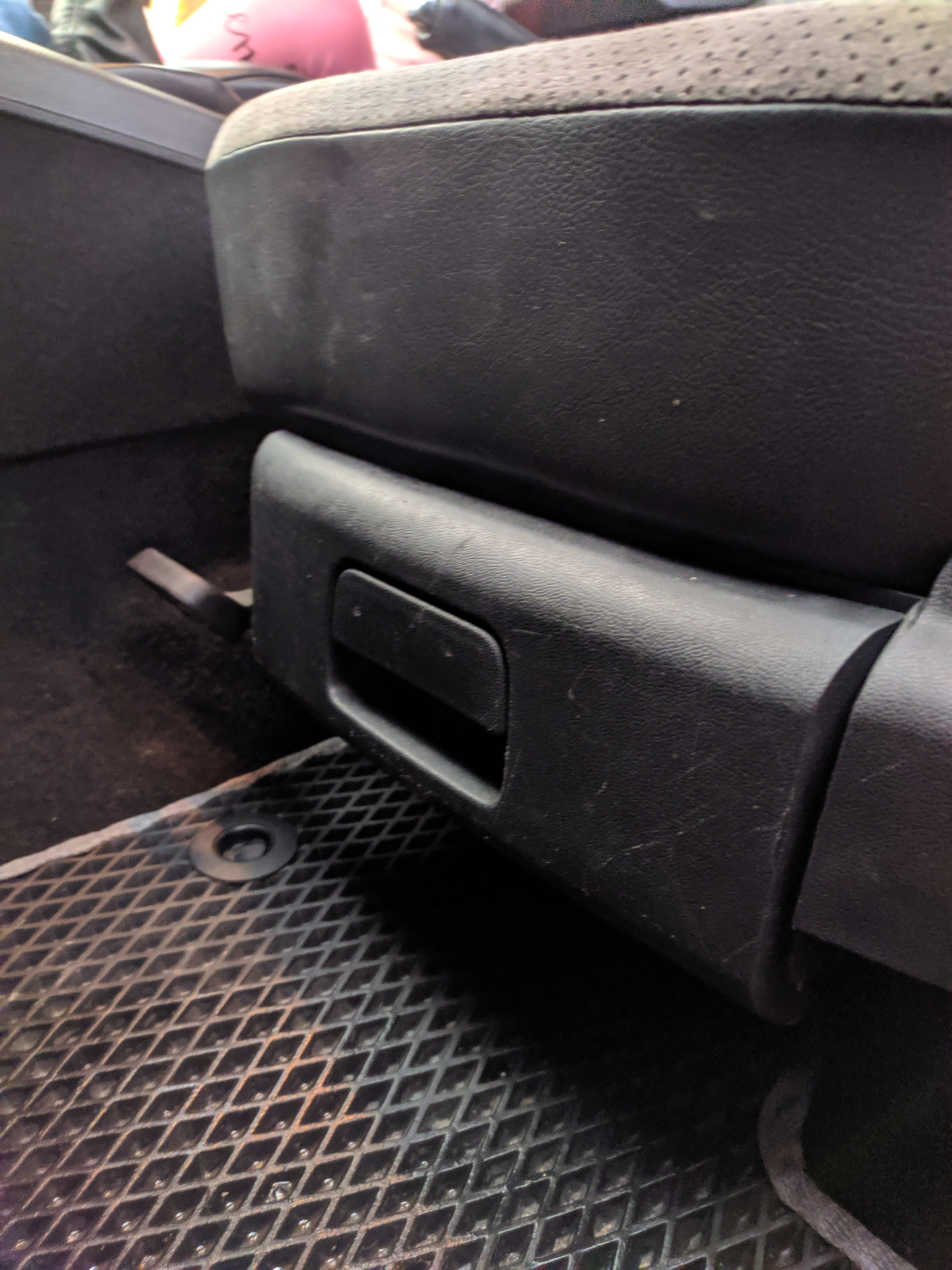 бардачок под сиденьем ситроен берлинго 2. соната тагаз 2. бардачок под сиденьем. бардачок под сиденьем. бардачок под сиденьем.