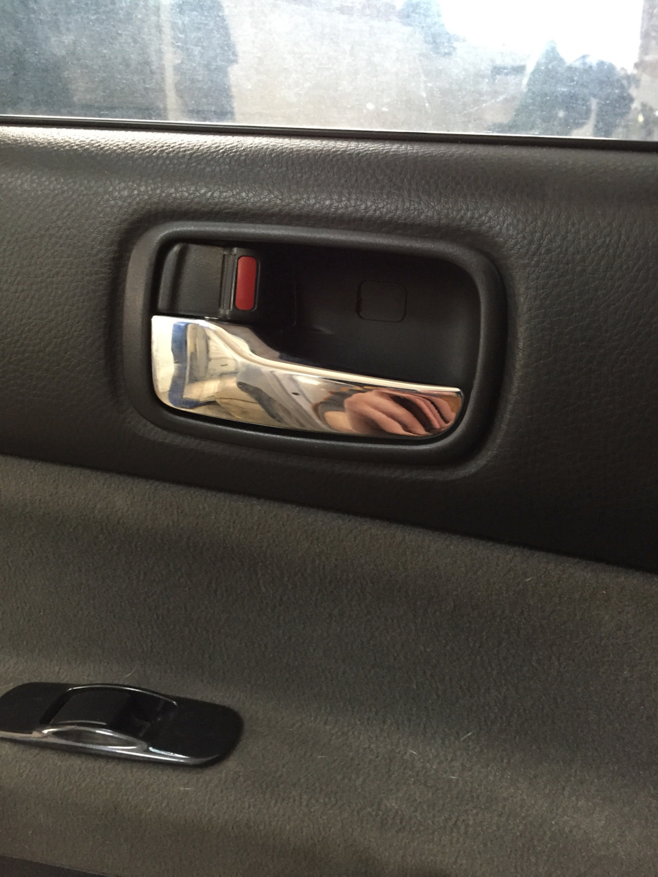 Хром в салон. Ручки от лансер Х, ручник от лансер 9 2.0 — Mitsubishi ...